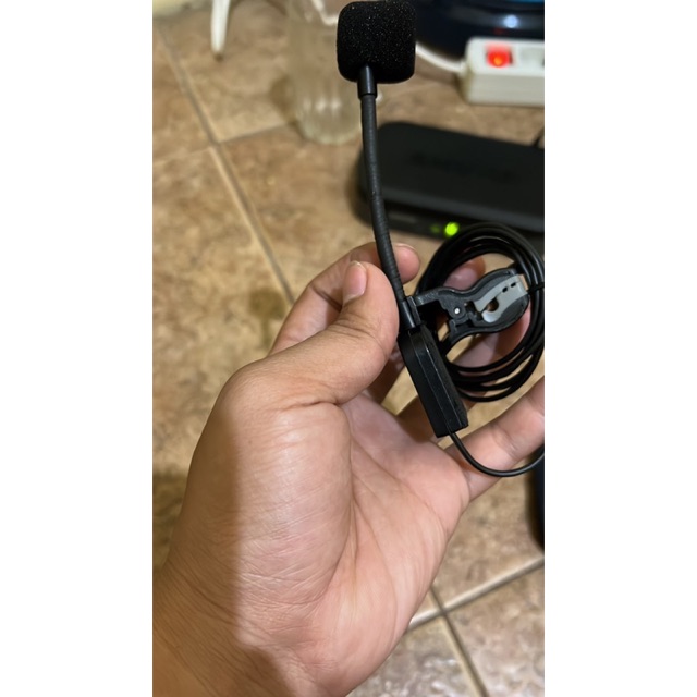 hidupbatakcomm's tweet photo. Saya menjual Mic Wireless Shure... seharga Rp1.250.000. Dapatkan di Shopee sekarang! https://t.co/olvL8rVH7U #ShopeeID https://t.co/lJBPOVzrG7
