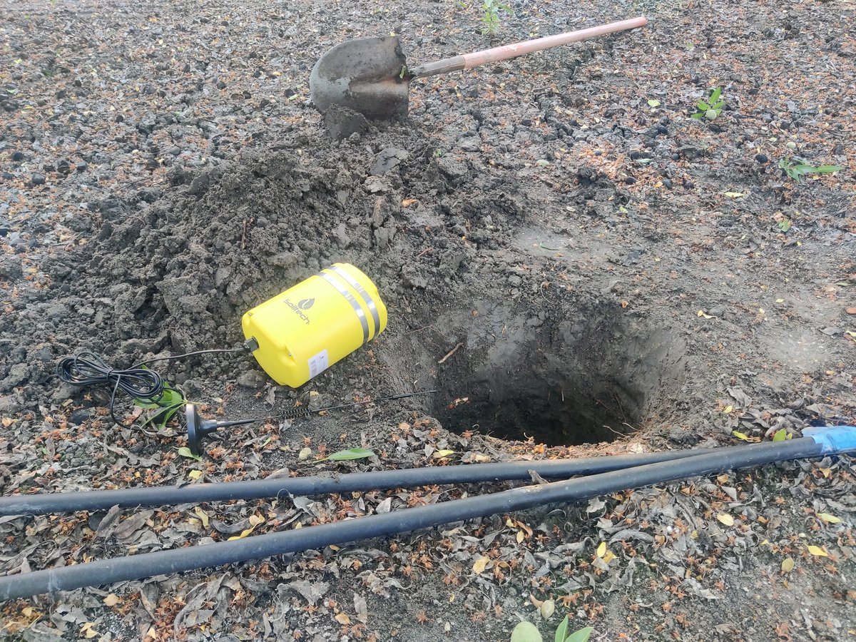 agceleration's tweet image. #irrigation season is upon us. What better way to moniter your soil moisture than with a @SoiltechW sensor. 
Making every drop count. #farmingtech #almonds #Agtech