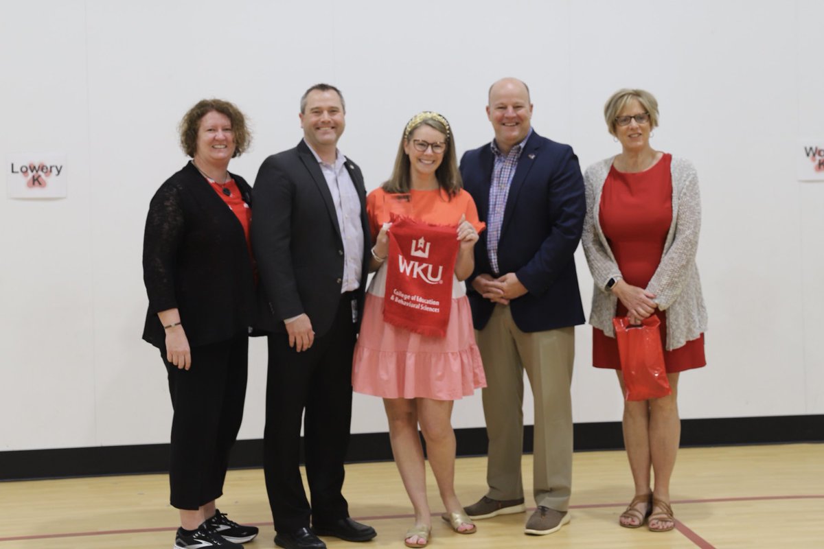 BGISD's tweet photo. SURPRISE!! Ms. Alyssa Russell, an educator @PotterGrayPride, has been selected as the winner of the 2023 Western Kentucky University Distinguished Educator Award for Elementary!!

@WKUCEBS https://t.co/B07j90eCGE