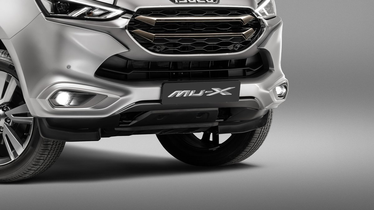 isuzusa's tweet photo. An SUV that’s as comfortable in the city as it is for off road trips.

Introducing the all-new ISUZU mu-X.

For Everyday. For Everywhere.

#ComfortableEverywhere #BOLDmuX https://t.co/zB15PRwmp0