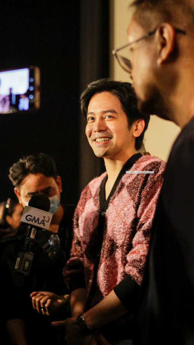 superannamae's tweet photo. I am so happy to see you again @iamjoshuagarcia . Congrats! I am always here to support you. 💛

#AMKNMSRedCarpetLIVE https://t.co/7VcdV9u3rv
