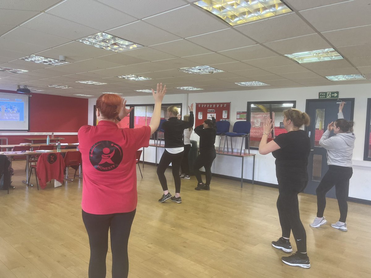 imovesactive's tweet photo. What a wonderful afternoon with some gorgeous folks in Middlesbrough putting their hearts and souls into #Dance & #Pilates #CPD workshops @TeesValleySport #GetTeesValleyActive https://t.co/0pdsUG4aI7