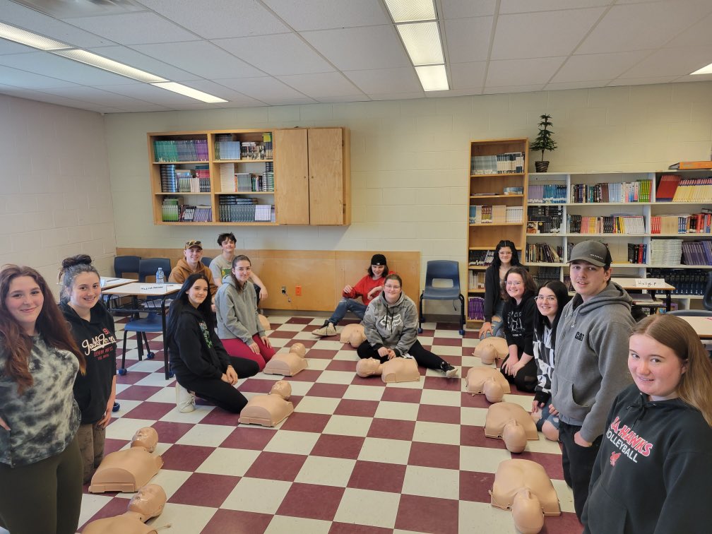 Ms Tissel tweet media