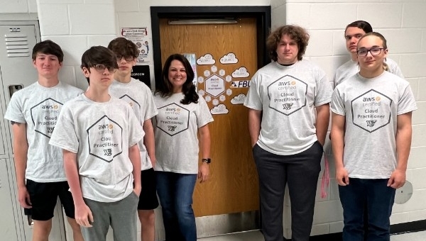 WGHS_warriors's tweet image. Congratulations to our students who are certified AWS Cloud Computing Practitioners! Led by Mrs. Rutledge, we are incredibly proud of their hard work and commitment to advancing their skills in cloud computing.
#wghstogether #whywalton #AWScloudcomputing #CertifiedPractitioners