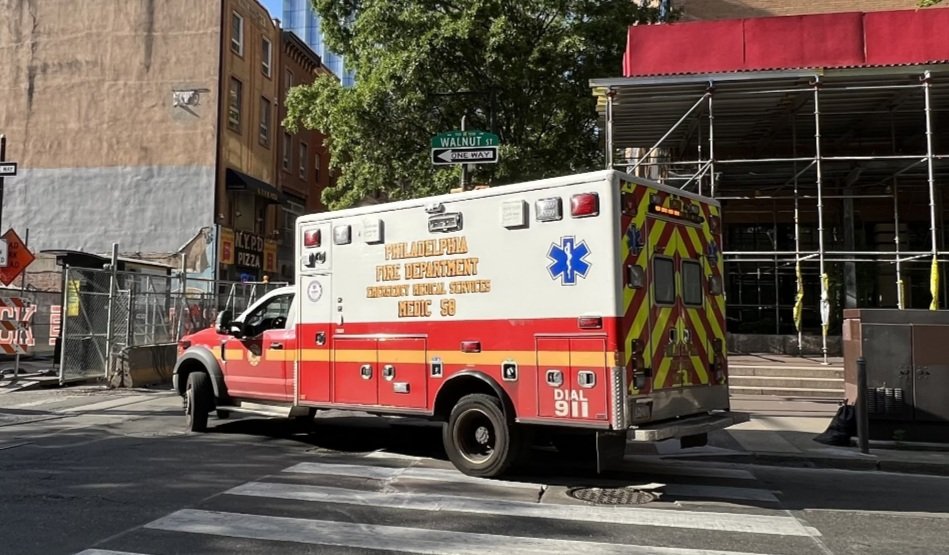 PhillyFireDept's tweet photo. Daily totals for Wednesday, May 10: 
🚑: 763 EMS incidents
🚒: 141 fire incidents
🔥: 3 working fires https://t.co/2QxxaY0qKf