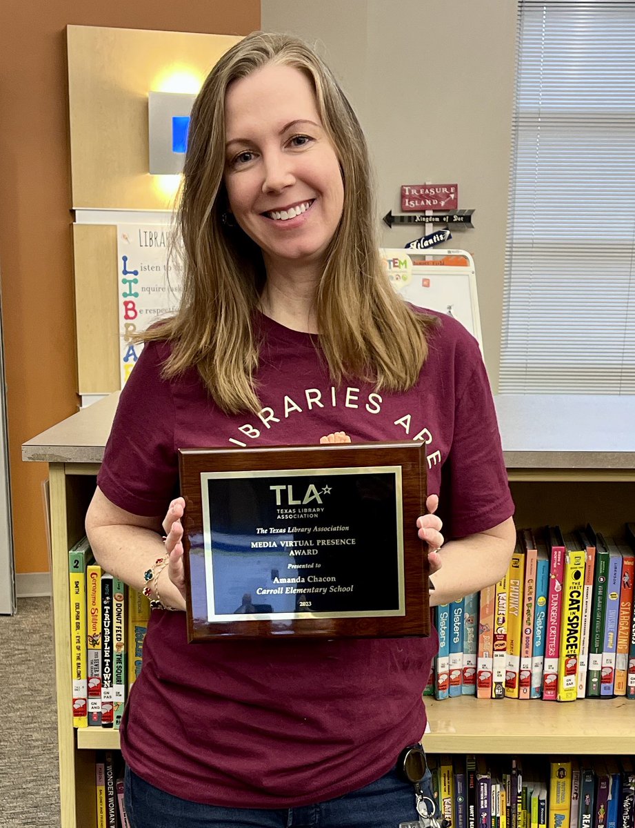 thegoodread's tweet image. It’s here! The #MVP Award from @TxASL - thank you! And I had to take a pic with the MVPs of my career - my @CarrollColts kids! @SheldonISD #librarytwitter #futurereadylibs