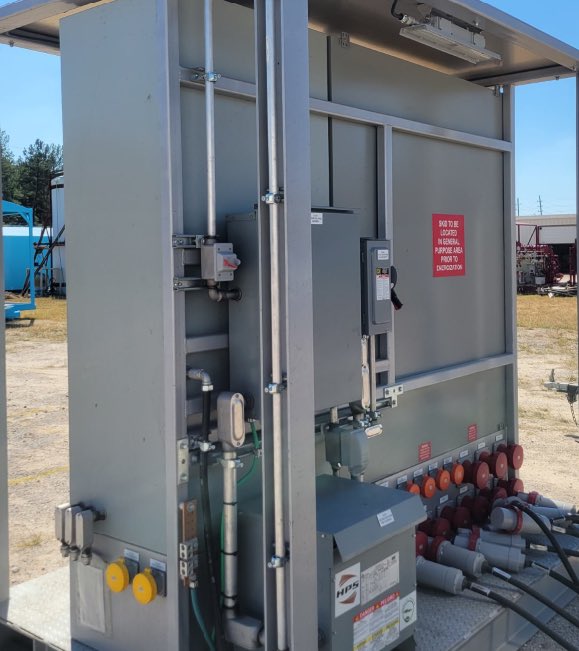 ElecDirect's tweet photo. Check out our plugs and receptacles in the wild! All Pin &amp; Sleeve Devices are 10% off in May with code PIN10 at checkout. Shop today! https://t.co/GqS2C0WnRE https://t.co/Zk44rpLB55