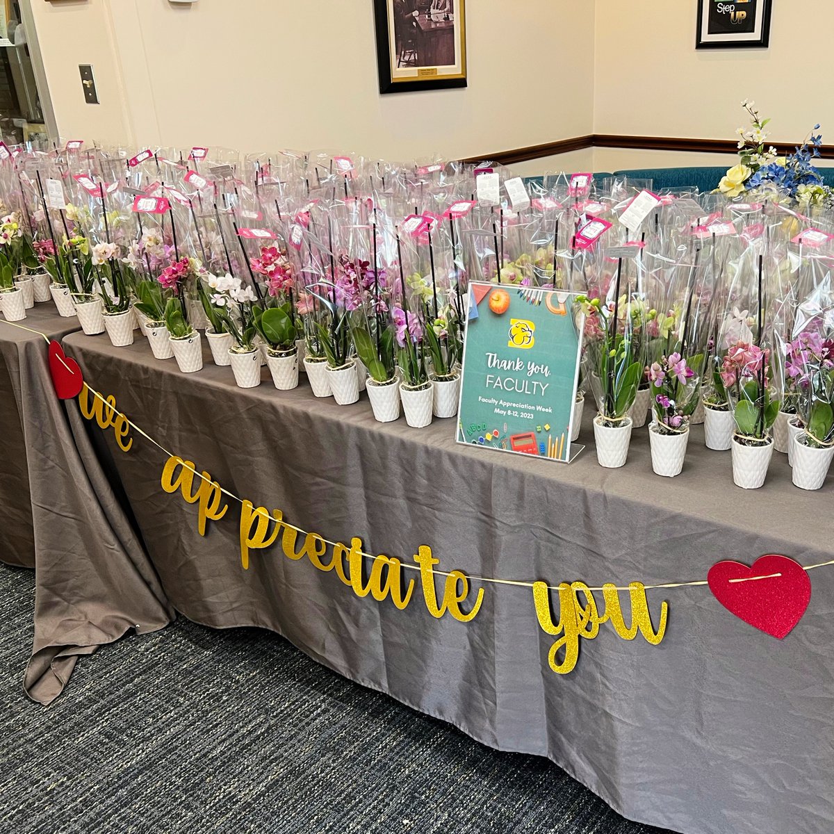 BullisSchool's tweet photo. Bullis's Senior Leadership Team celebrated teachers and faculty with a gift of gorgeous Orchid plants in an assortment of vibrant colors to choose from. We are so thankful!
#teacherapreciationweek https://t.co/p9ssE3qClf