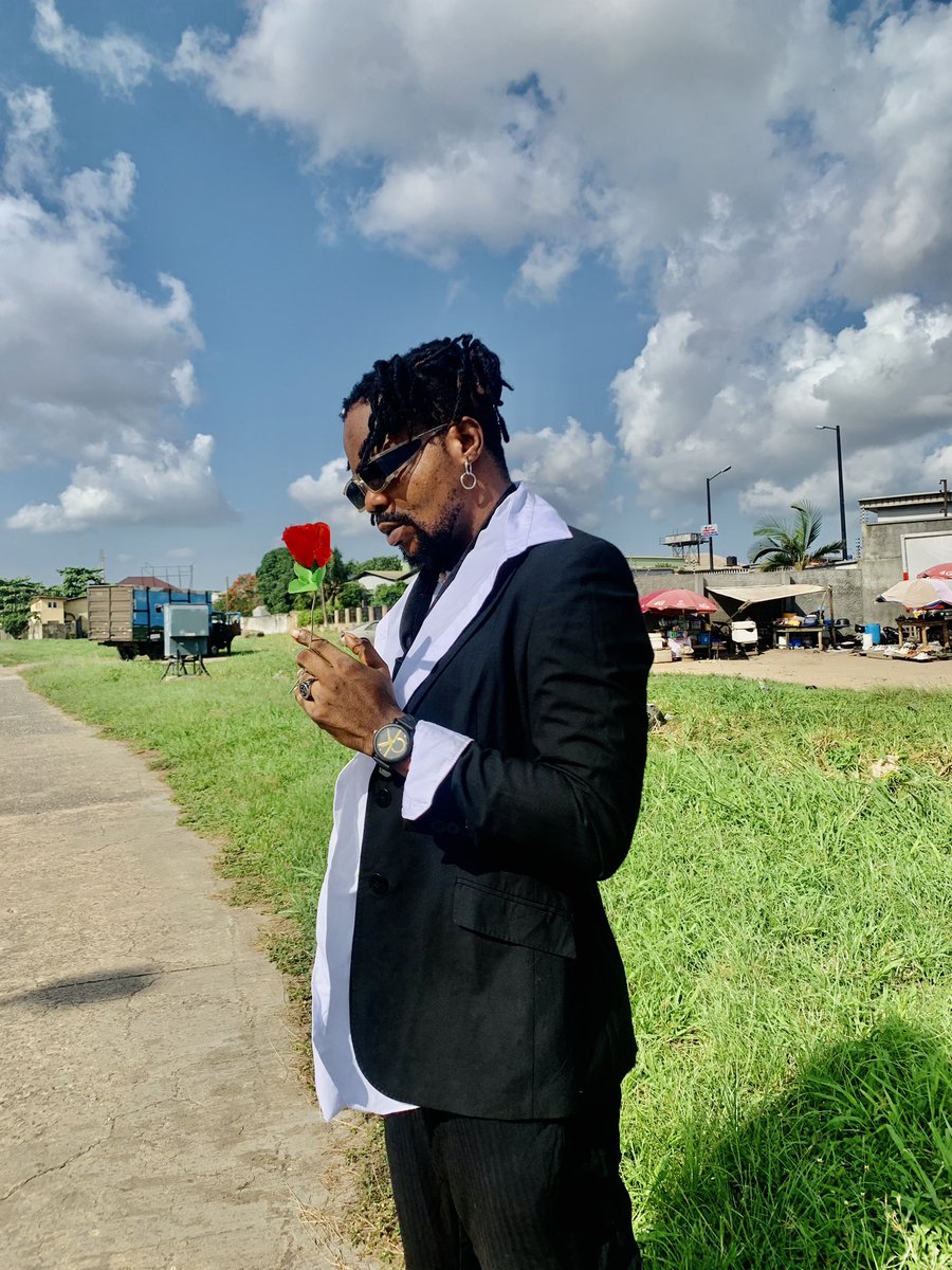 pastour_ab's tweet photo. I Told You Iโll Do Anything For Love โค๏ธ Even If It Means Walking From Mainland To Island With My Barefoot ๐ฆถ
๐ตTrue Love ๐น
#instapic #ragafela #truelove #likepic #youtubepost | Buju idanwo Lege Ludacris #TheFlashMovie https://t.co/GPhoX3x5Gk