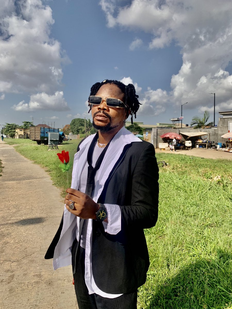 pastour_ab's tweet photo. I Told You Iโll Do Anything For Love โค๏ธ Even If It Means Walking From Mainland To Island With My Barefoot ๐ฆถ
๐ตTrue Love ๐น
#instapic #ragafela #truelove #likepic #youtubepost | Buju idanwo Lege Ludacris #TheFlashMovie https://t.co/GPhoX3x5Gk