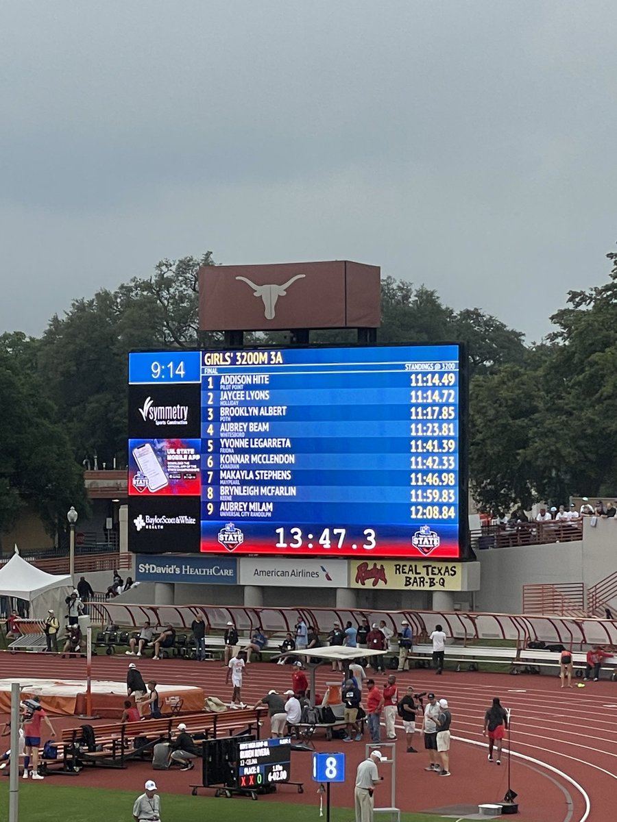 CoachMarsh22's tweet photo. STATE CHAMPION!! @addison_hite with the win!!! Breaks her own school record with a 11:14.49! 🥇#LadyCatTakeover https://t.co/jtPNYsNC7n