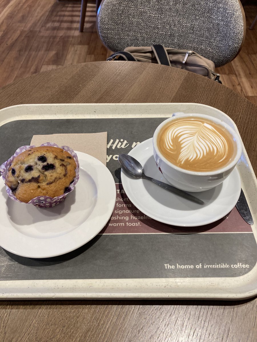 KimberlyRobey5's tweet photo. Just ready for this 👍coffee and cake a great combination. https://t.co/ArvB9TPKLF