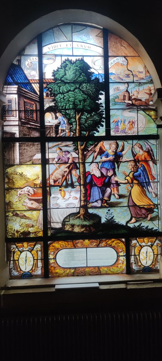 FondationND's tweet photo. [Inauguration] Grâce au soutien de deux fondations abritées par la Fondation Notre Dame, la #rénovation des #vitraux de l’église Saint-Étienne-du-Mont (Paris 5e) a pu être menée à bien. 
L'inauguration a eu lieu hier en présence des mécènes. https://t.co/UijHiFMuNa