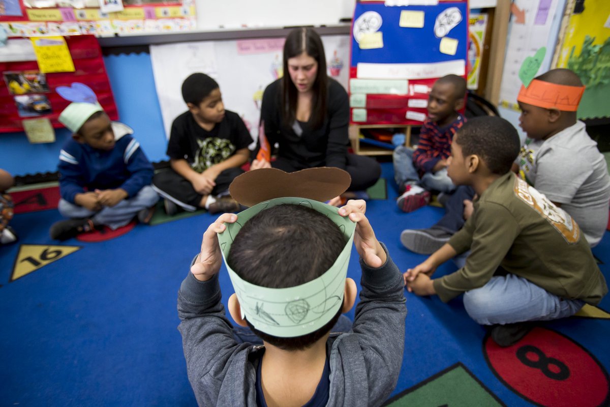 NYCMayor's tweet photo. Teaching is a calling. You don't do it for the money, you do it because you believe in the kids that come into your classrooms.

The largest school system in the country is only as strong as the teachers behind it.

Happy #TeacherAppreciationWeek to all our amazing NYC teachers! https://t.co/0L7hCu26X1