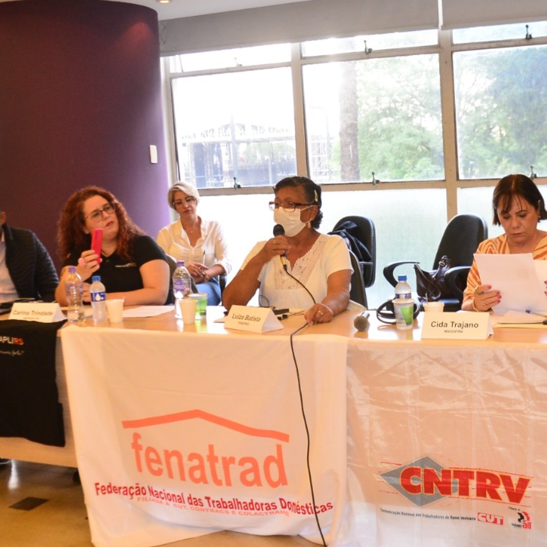 SolidarityCntr's tweet photo. "Work through an application represents a reversal of more than 80 years for labor rights. It poses a major challenge to the public social security system." Luiza Batista, @fenatrad @ILAB_DOL #MPOWERWorkers https://t.co/t662M1h60S