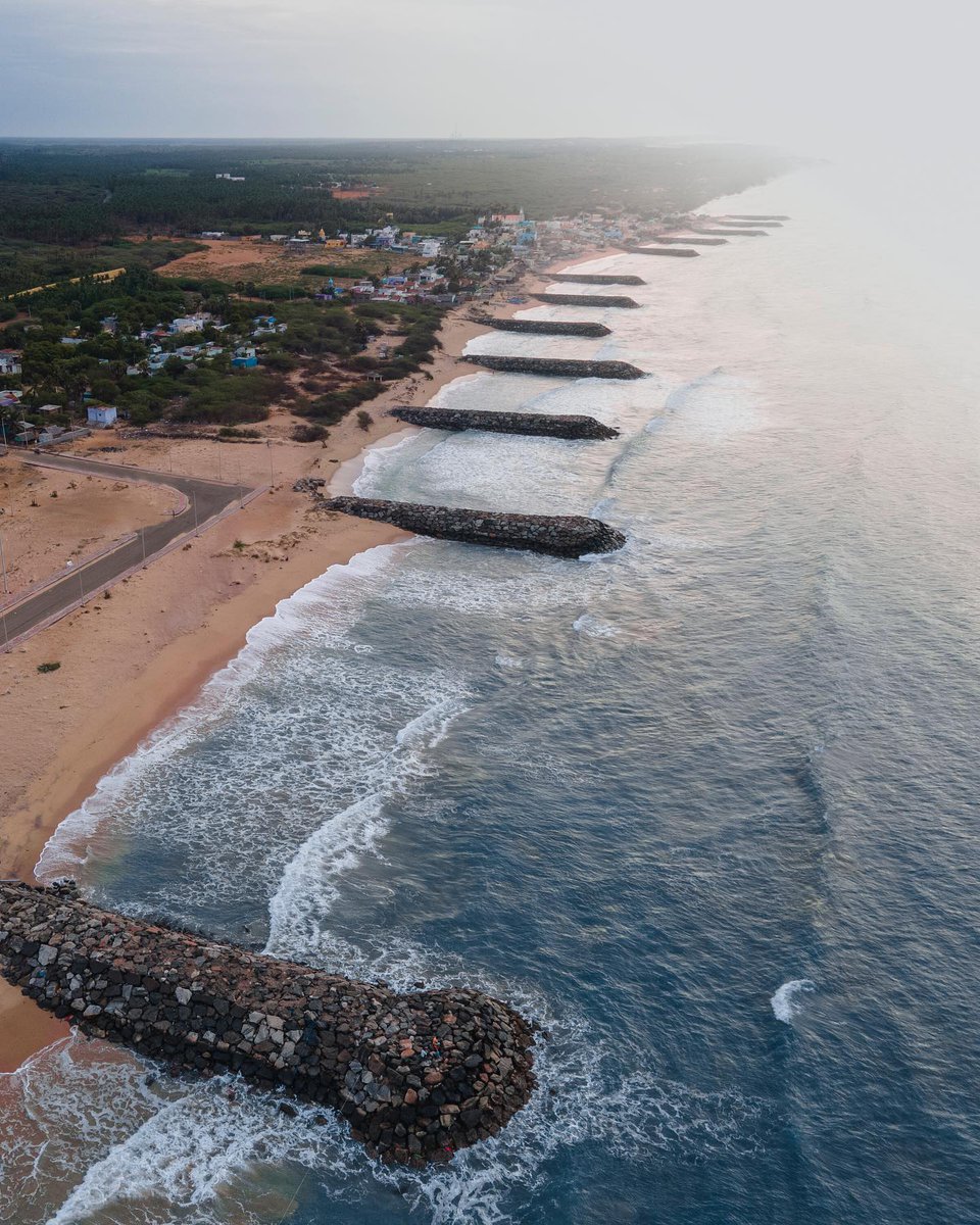 seemaiyil's tweet photo. Uvari Beach,Tirunelveli ♥️
Pic : jeni photography
#nellai #tirunelveli #uvari https://t.co/hOGJL3Xufd