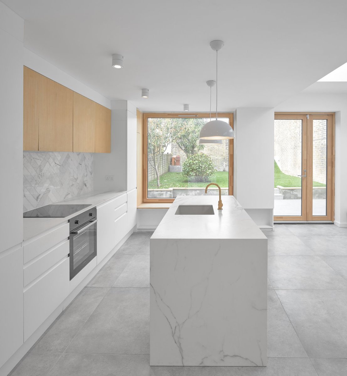 NeolithWorktops's tweet photo. Neolith Worktops &amp; Countertops London long wearing and versatile properties make it an ideal choice for people who are planning on building their dream home.
#neolith #neolithcommercialprojects #neolithkitchenworktopslondon #londonneolithkitchenworktops
https://t.co/jWhp54OSSR https://t.co/2tgSZZAYfp