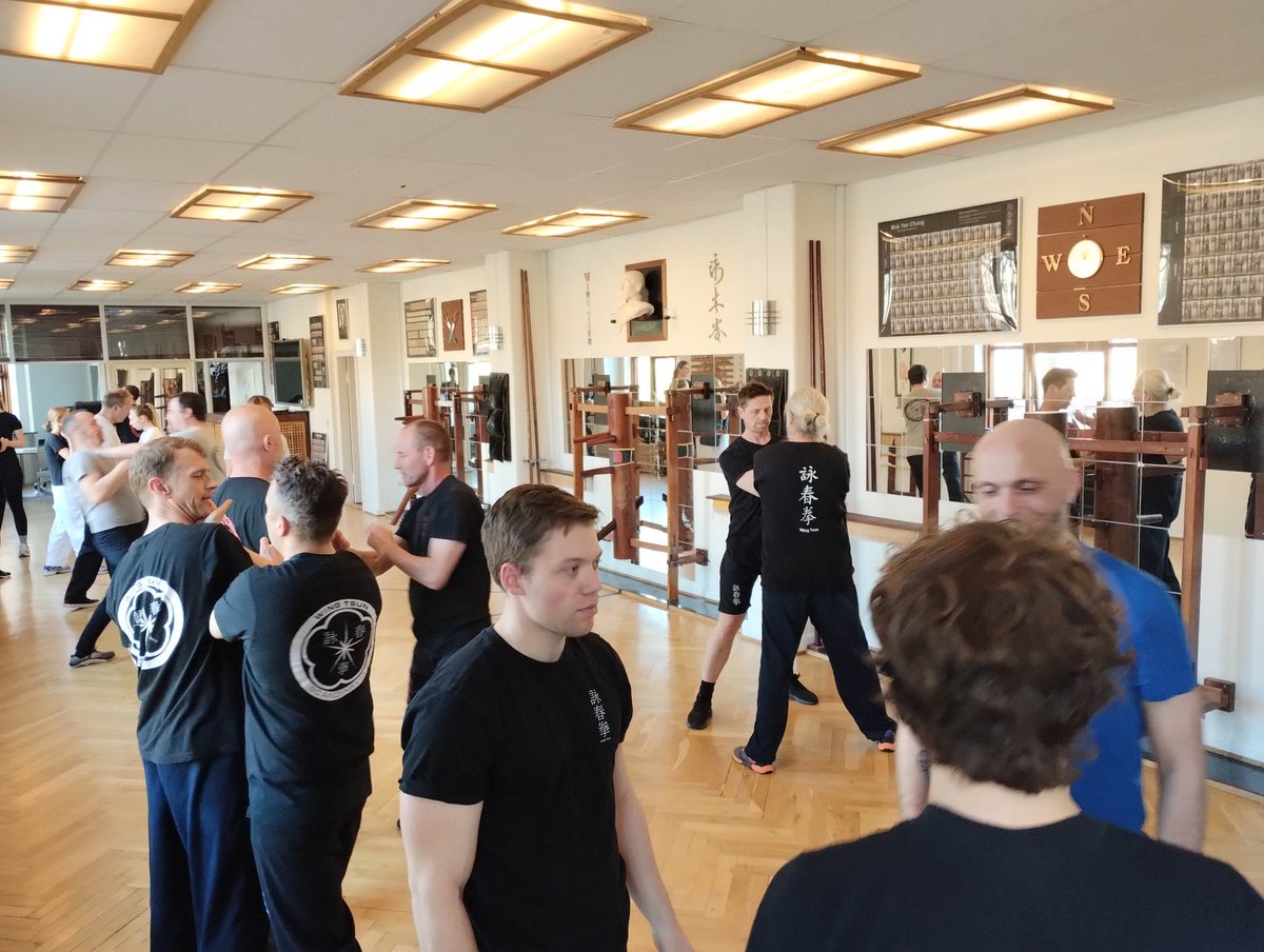 DKwingtsun's tweet photo. Tiden nærmer sig til graduering (d. 10/6) – der er godt gang i træningen. Husk WORK SHOP d. 21/5.
#WT #WingTsun #7Structura #SeptemStructura #WTScandinavia #WingTsunDanmark https://t.co/H5DgkKRm2T