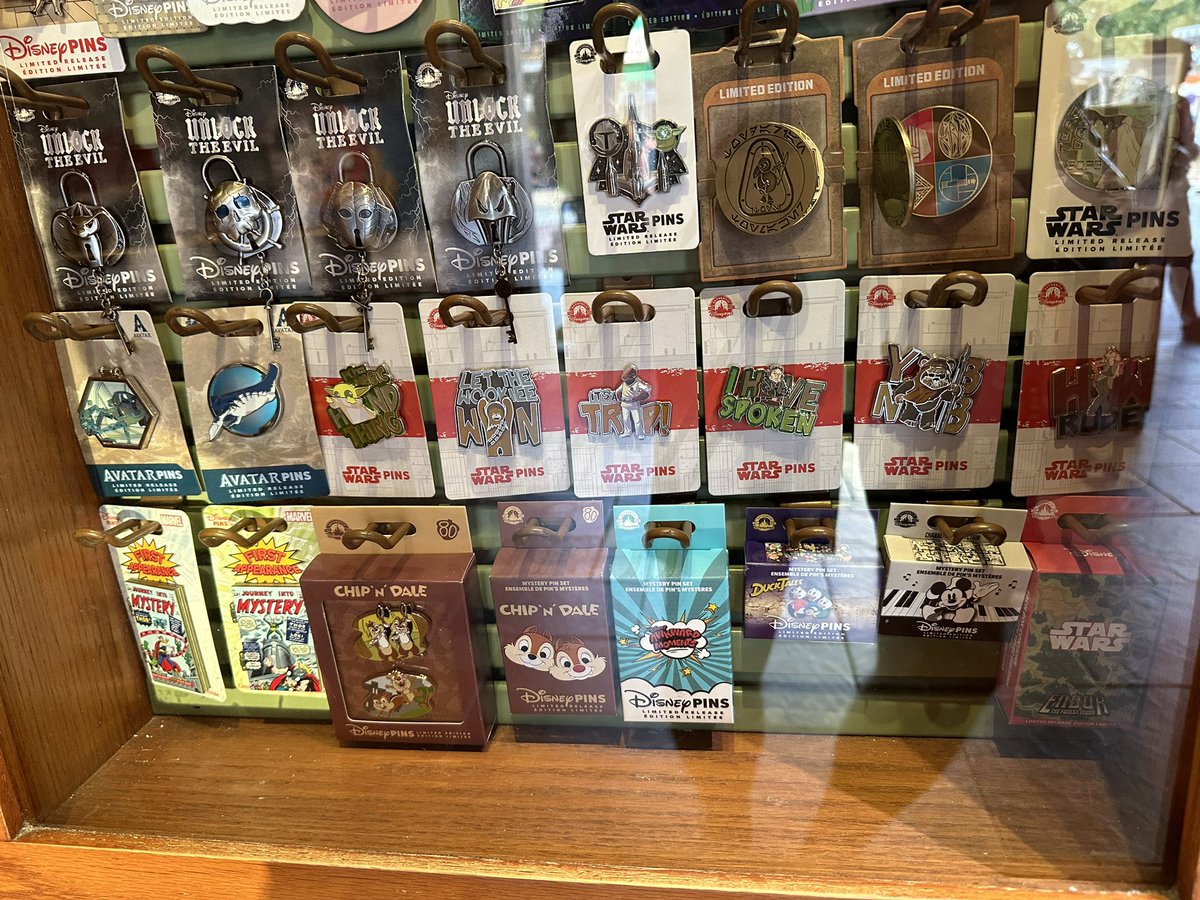 Disney Pins Blog on Twitter "Pin Traders at Disney Springs