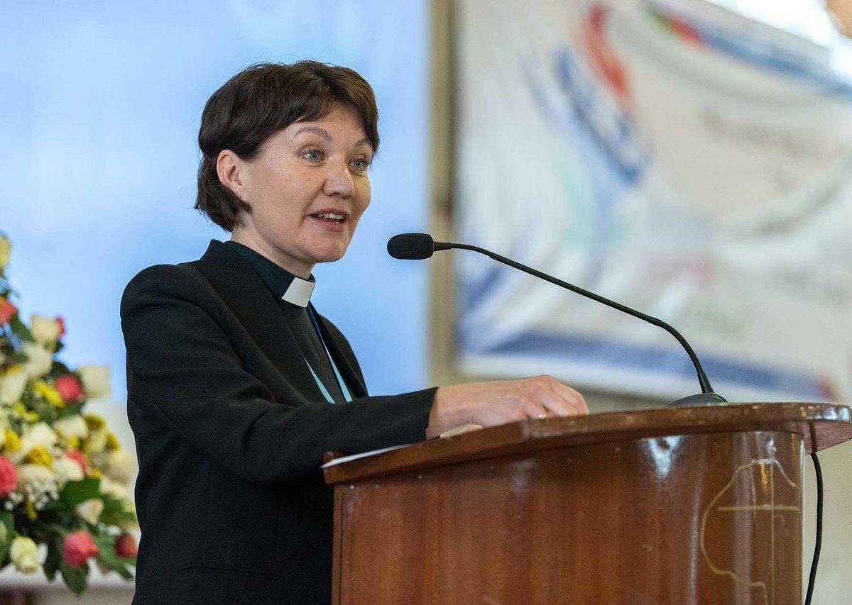 lutheranworld's tweet photo. “We understand hope as the experience of God’s Spirit that compels us to bridge the gap between the all-encompassing peace and justice God has promised and the reality of the world.” LWF General Secretary Anne Burghardt

#LWFAssembly https://t.co/PK1KJsijPd