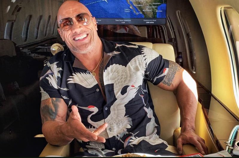 Heading to Dallas today for lunch with <a href="/xTheHellionx/">Alexandra Calaway</a> - actually on time! Meetings in the air today and then to NYC to the <a href="/VelvetRabbitInc/">Velvet Rabbit: World</a> tonight!