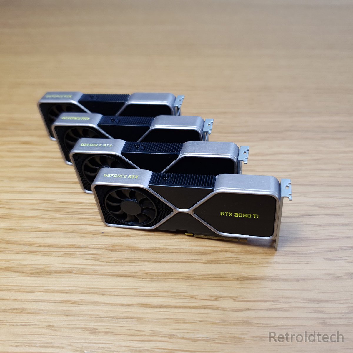 Miniaturized Nvidia RTX 3080 TI 🧐🤏😅
#nvidia #rtx #rtx3080ti #nvidiartx #pcgaming