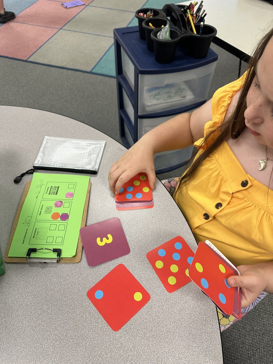 1st grade Math Matters on Pathway Thursday!
<a href="/York1Schools/">York 1 Schools</a> 
<a href="/York1HGS/">Hickory Grove - Sharon Elem</a>