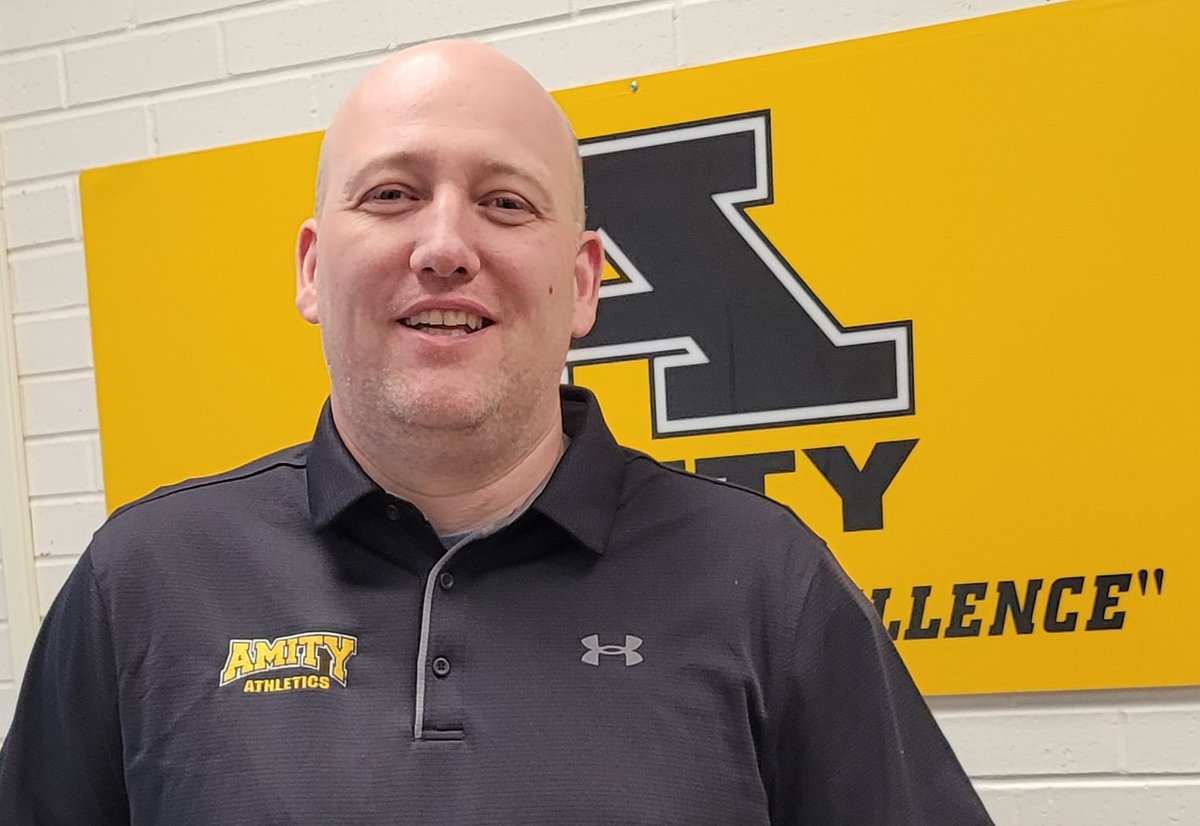 amityathletics's tweet photo. We are proud to announce that Andy Townsend will lead our boys ice hockey team as our new head coach! Andy comes to Amity with an impressive background as a player and coach Welcome to Amity Coach Townsend!  @GameTimeCT @JPPierson @Erikd25  @TheCoachWELI @CTHSHockey #cthk https://t.co/2QgUDbR5mW