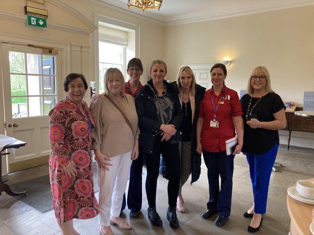 roisinmcsw1's tweet photo. Valuing Community  Nursing Workshop today. Real energy in the room !
Thank you to all our community nurses who care with patients in the community everyday.
Early Happy International  Nurses Day for tomorrow .@GRTraub @NatalieMagee10 @demclaughlin1 @BelfastTrust @Oonagh_McG1 https://t.co/etCnr8ZrGQ