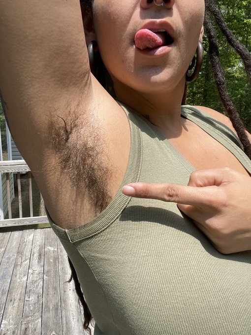 Fiesty Feminista’s pics and videos