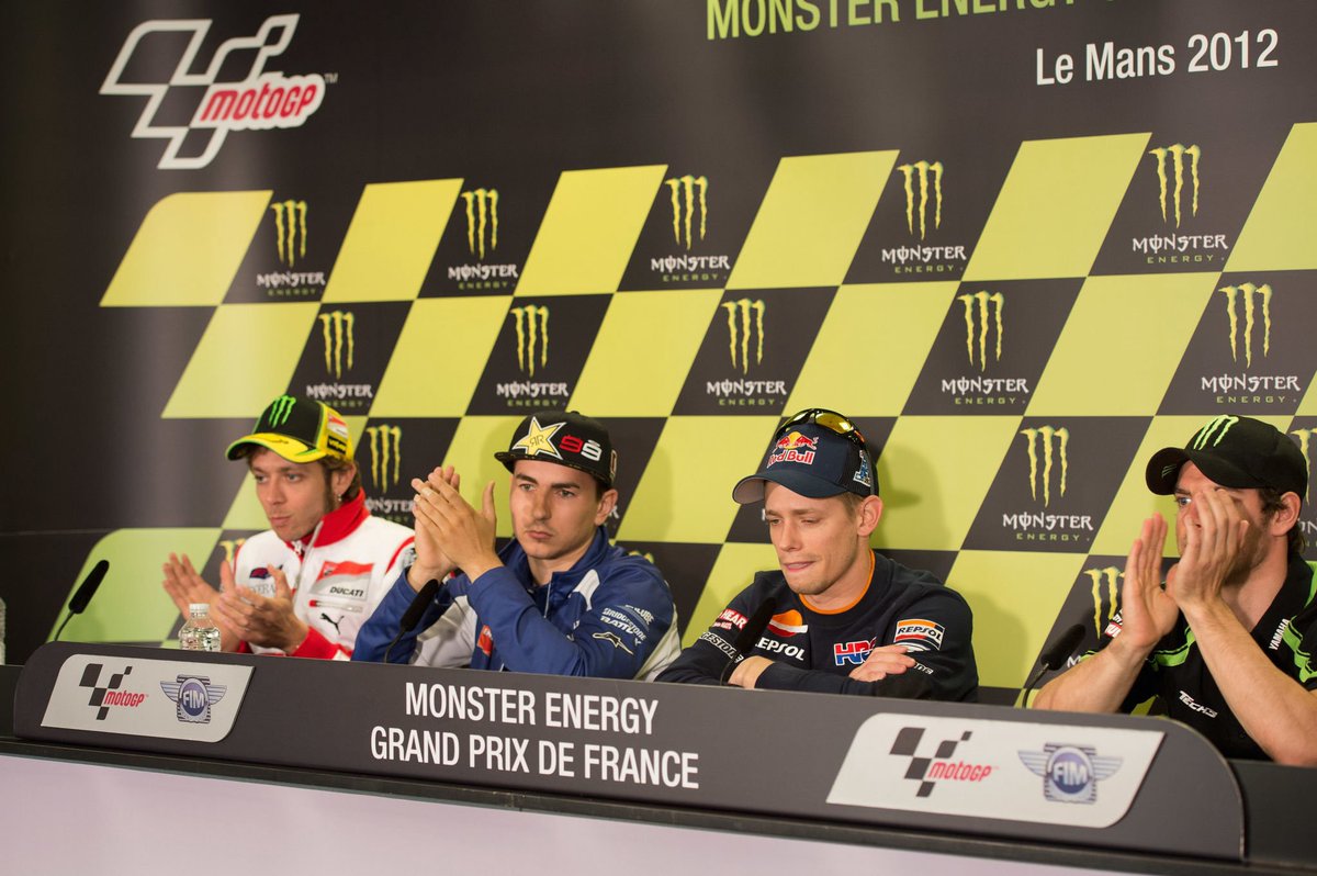 RacingTroppo's tweet photo. #ThrowbackThursday
MotoGP Le Mans 2012: Casey Stoner announces his retirement

#FrenchGP
#LeMans2012
#MotoGP2012
#MotoGP 
@Official_CS27 
@HRC_MotoGP 
@gpfrancemoto
@MotoGP 
#CaseyStoner
#Stoner
#CS27
#RepsolHondaTeam
#Honda https://t.co/gFzwFCUHqW
