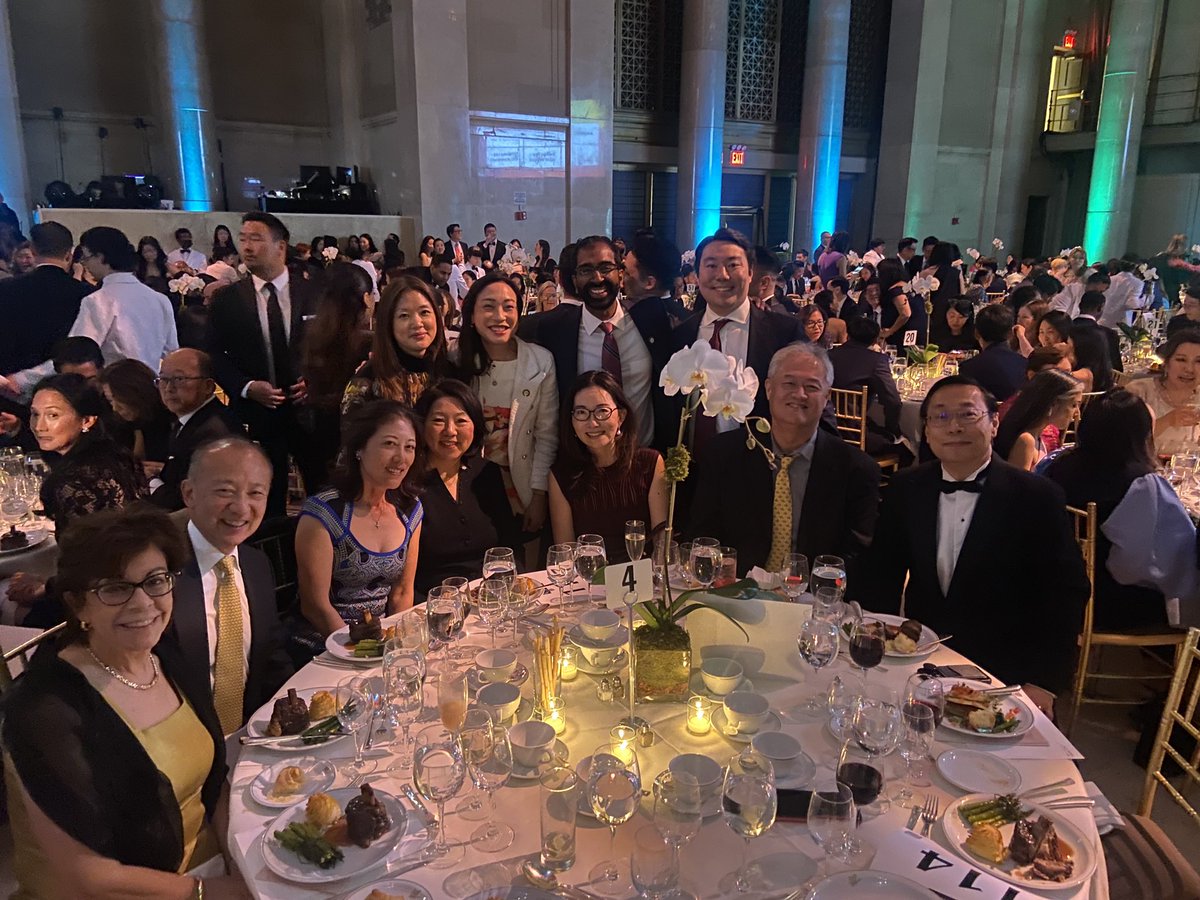 Congrats @KACFNY on another successful gala! Thank you for supporting so many organizations across our city advocating on the frontlines for our immigrant communities. You are an unwavering partner in this work.