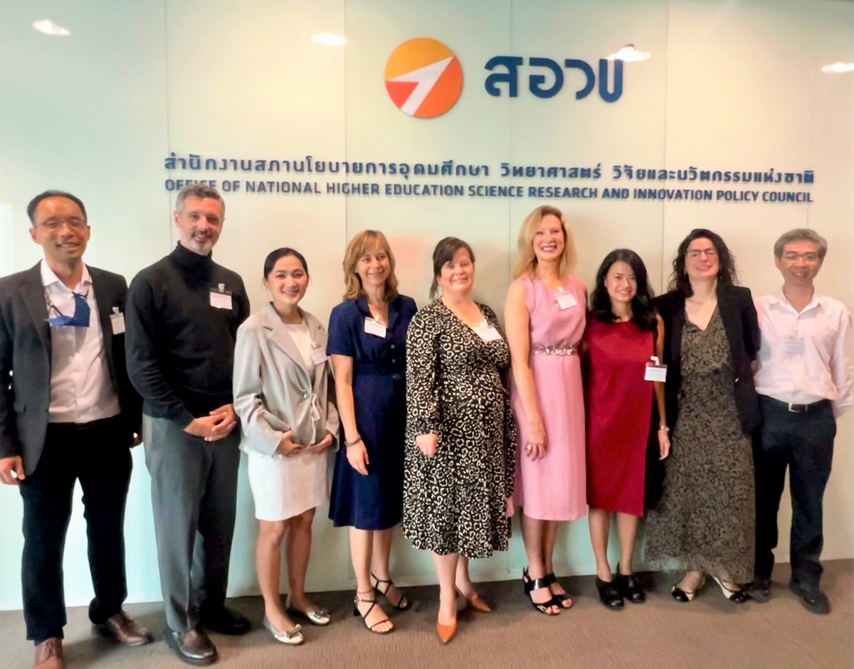 toni_erskine's tweet photo. Brilliant research presentations by @DrSarahLogan and a team led by @DrJasper1 as part of our @UNESCAP / @APRU1997 'AI for Social Good' country workshop in Bangkok. Looking forward to 
 the project 'Summit' to be hosted by @ANUBellSchool and @hmi_anu  at @ouranu in July! 🎉 https://t.co/sF6JPpanbI