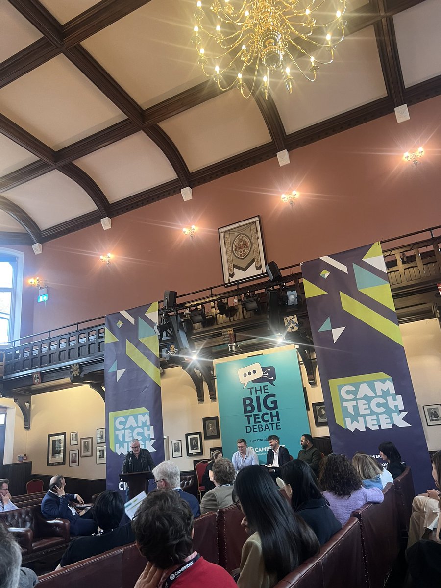 Aaaand the motion presented today  at the #Cambridge Union for #CambridgeTechWeek is: 'THE METAVERSE IS DEAD' 💀 Hype cycle is now officially in overdrive - we're going from 'inflated expectations' to 'trough of disillusionment' in less than 2 days 🫠