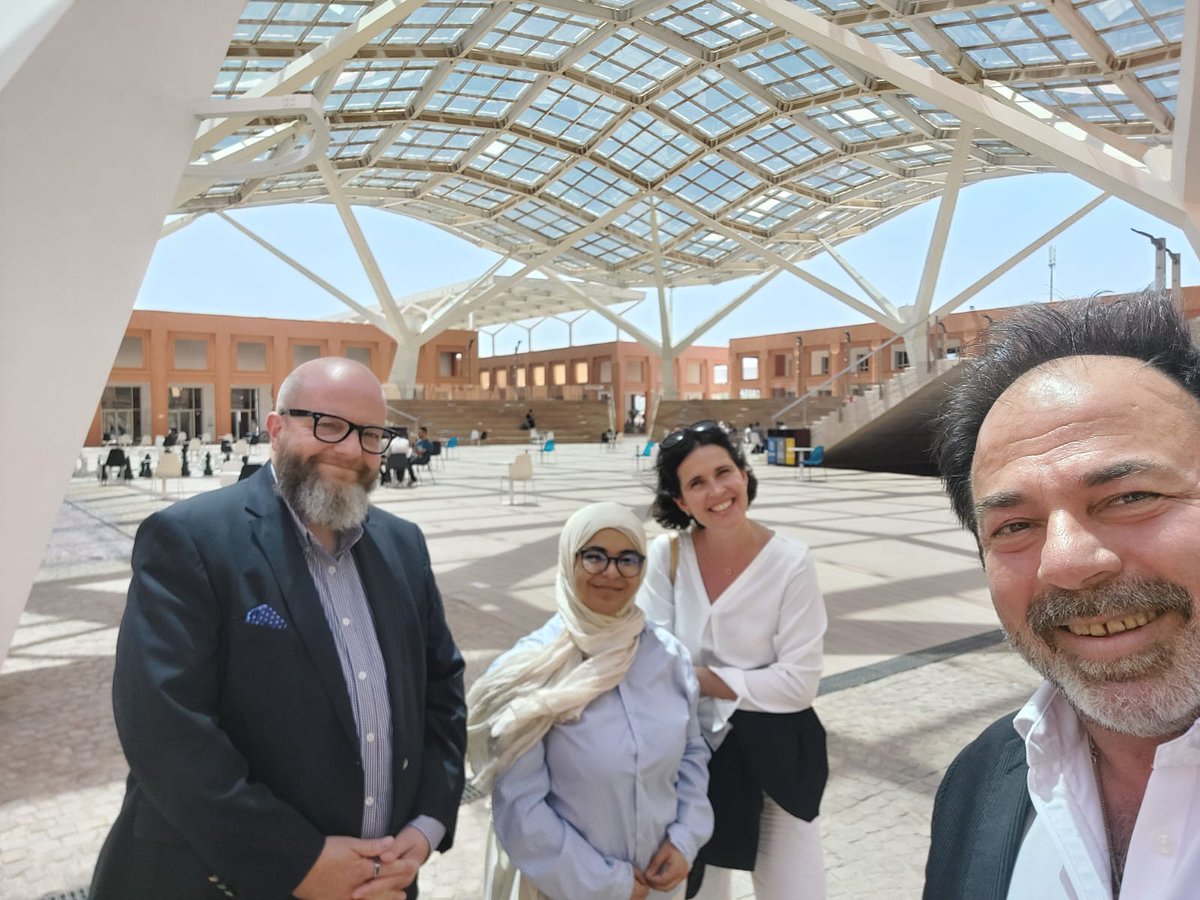 mobileticsarl's tweet photo. ➡️Merci à l'@UM6P_officiel pour cette visite😊🇨🇭🇲🇦
@ChantalComby @CdeFigueiredo @alexandre_comby
#mobiletic #snowballbrain #UM6P #maroc #suisse #formationenligne #elearning #formationprofessionnelle #formationadistance #emploi #jeunesse #orientation #apprentissage #apprentis https://t.co/xAvJG41QKd