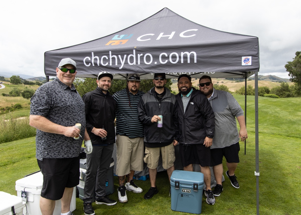 thermacorp's tweet photo. Nothing could keep these amazing hole sponsors from having an awesome time with us this weekend - even a little rain! We're so thankful they came out and shared their support with our team. 
#ThermasGolfTourney #GolfingFun #Thermanews #ImagineDesignBuild #WeAreLegence ⁠ https://t.co/XspHcnO1bN