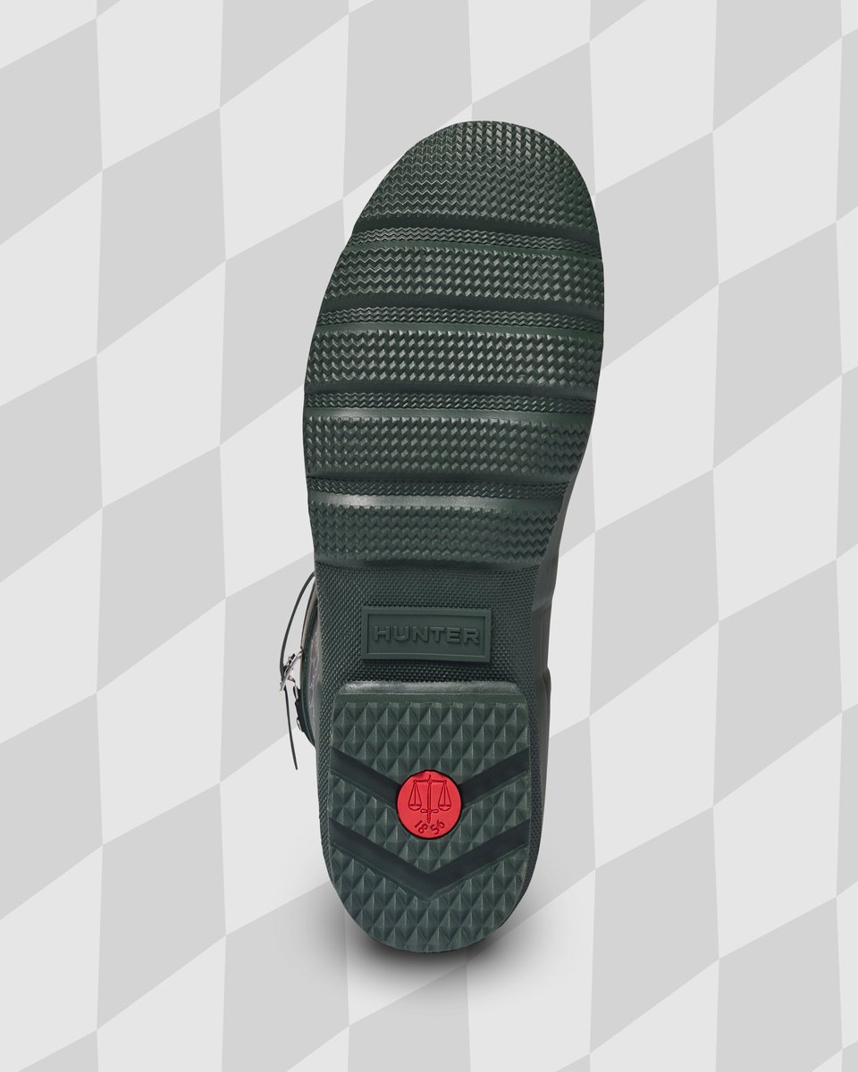 The THAMES and Hunter collection has just arrived. Shop it now before it’s gone here: bit.ly/3nK7VGN 

#thamesandhunter