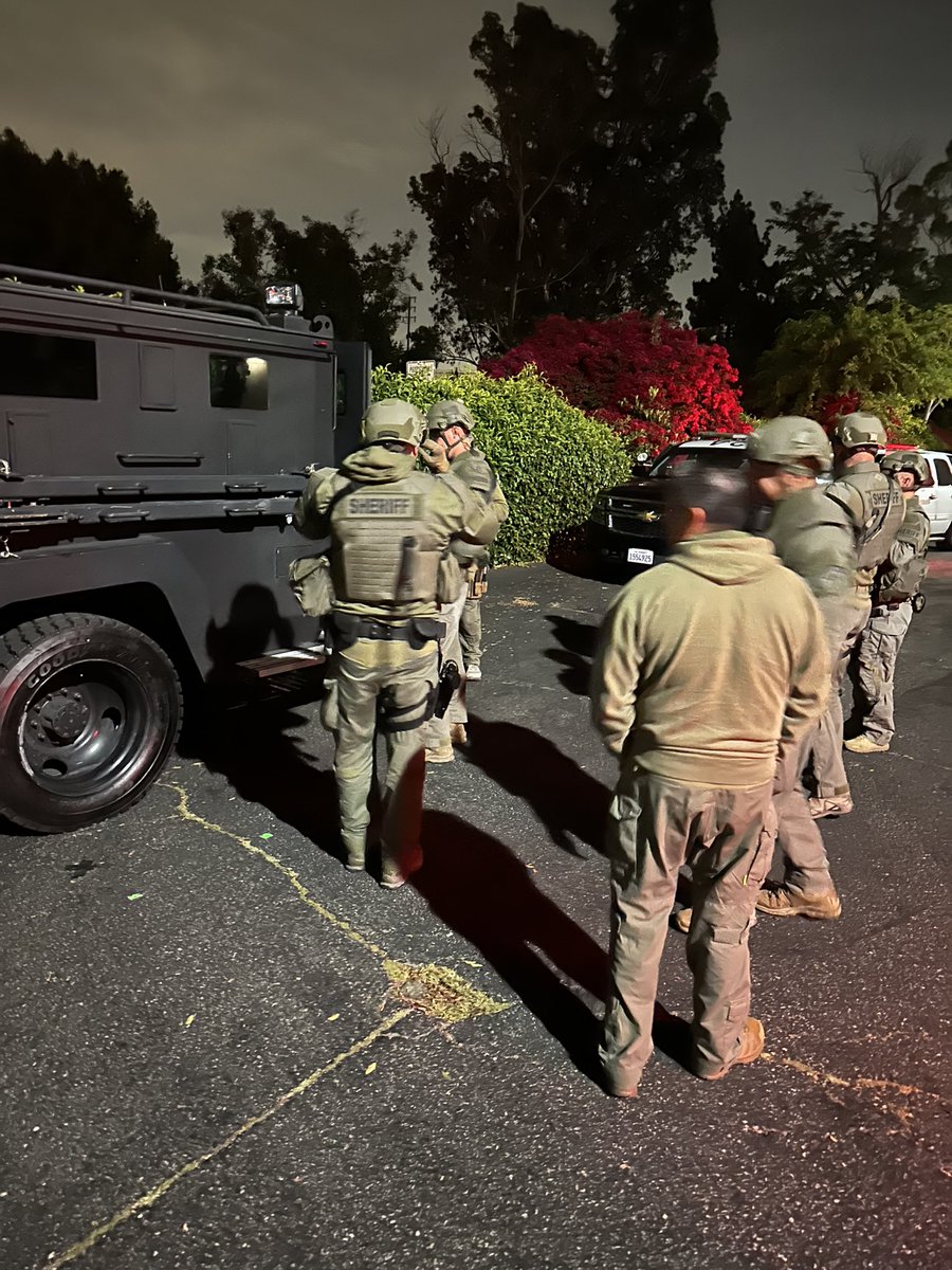 SEB on Twitter "LASD SEB SWAT operation for an armed suspect in