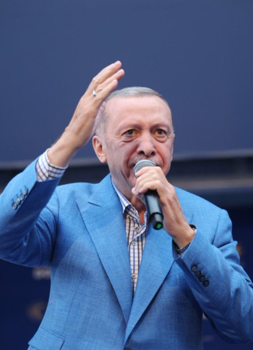 Yalnz6606's tweet photo. #Memur Maaşlarını SON DAKİKA  temmuz'da asgari 22bin TL'YE çıkaran Sn Cumhurbaşkanımız Bir SON DAKİKA Müjdesi ile  #YardımcıHizmetlerSınıfı'na Güle güle diyelim İnceden inceye YHS nin kahrı çekilmez artık
@RTErdogan @dbdevletbahceli 
İLK TURDA BİTİRELİM 
#MühürBizimTercihBizim https://t.co/VvsIVpTqzO