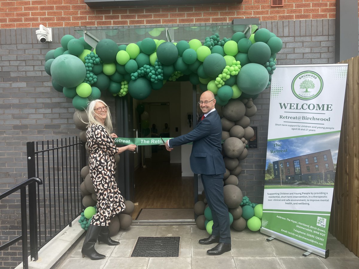 Lancashire & South Cumbria NHS Foundation Trust (@wearelscft) on Twitter photo <a href="/ChrisOliverNHS/">Chris Oliver</a> cut the ribbon to officially open The Retreat at Birchwood today.
In partnership with <a href="/BirchwoodCentre/">The Birchwood Centre</a> in Skelmersdale. We are providing 3 beds to support 16 and 17-year-olds in crisis and in need of a short period of support in a caring residential setting 💙 <a href="/ChrisOliverNHS/">Chris Oliver</a> cut the ribbon to officially open The Retreat at Birchwood today.
In partnership with <a href="/BirchwoodCentre/">The Birchwood Centre</a> in Skelmersdale. We are providing 3 beds to support 16 and 17-year-olds in crisis and in need of a short period of support in a caring residential setting 💙