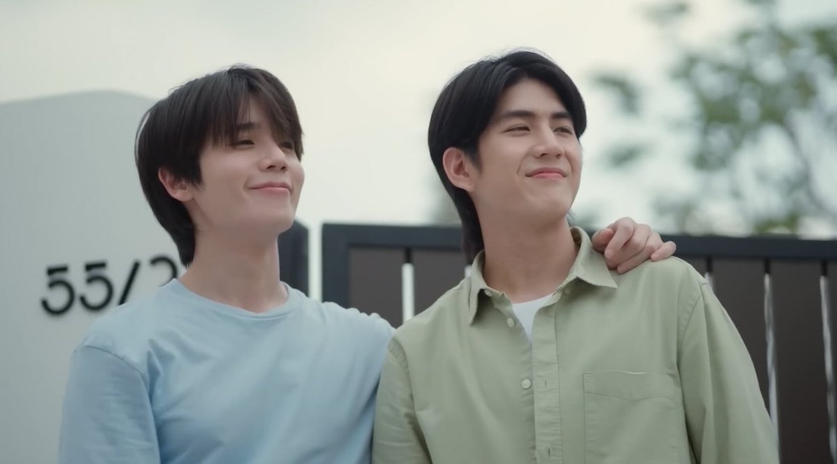 idaokiwatine's tweet photo. thank you jimmysea for being the best puentalay we could ever have. vvs always will have a special place in my heart. getting to see puen and talay as dads warmed my heart even if the goodbyes broke my heart. i hope puen and talay stay happy forever 🥹💙💜 #OurSkyyxViceVersaEP2 https://t.co/SOGH9xuBlX