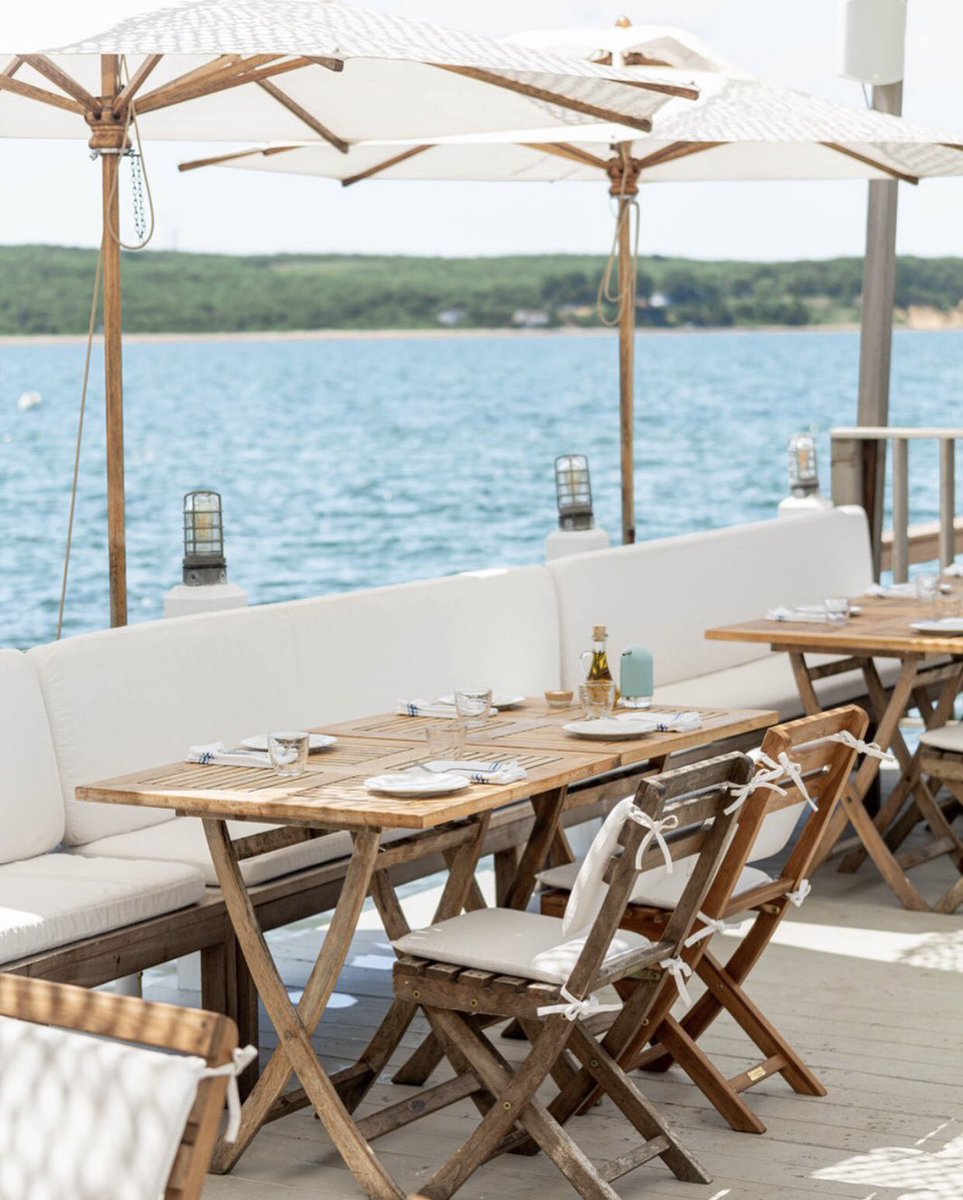 Real Estate Showcase tweet media