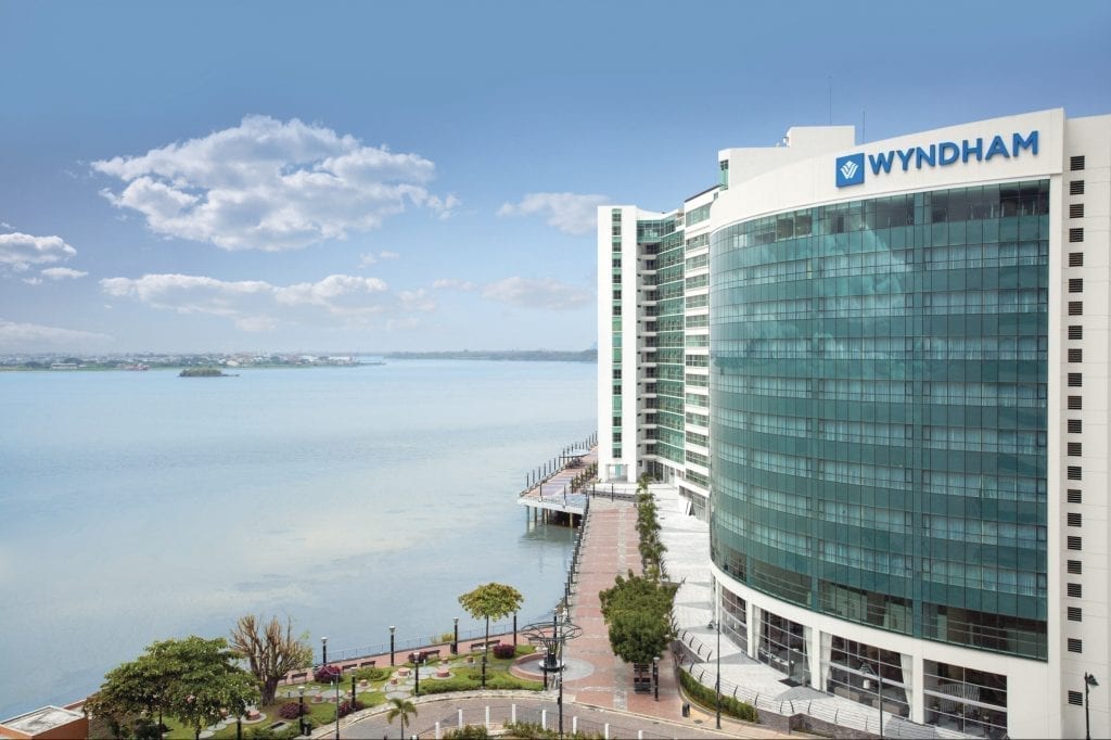 Wyndham to Expand the Rollout of Oracle Hospitality OPERA Cloud PMS Across 2,000 Additional Hotel Properties - hoteltechnologynews.com/2023/05/wyndha… #hoteltech #hoteltechnology #hotelsoftware #hotelmanagement