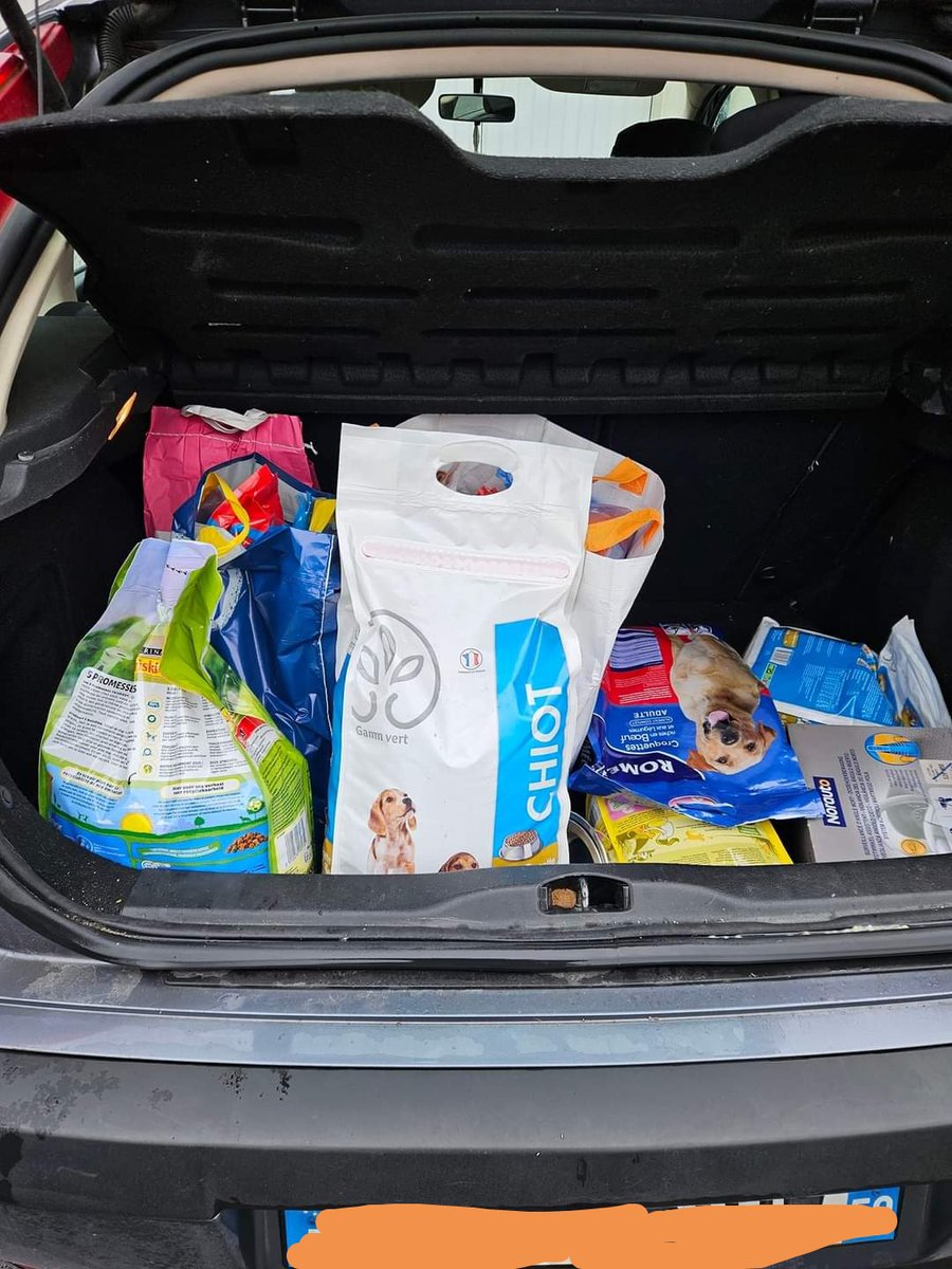 adnquarouble's tweet photo. Un grand merci au lycée pays de condé de nous avoir reçu et d avoir organisé une collecte au profit  de 3 associations animales dont la nôtre 😊.
Beaucoup d échanges avec ces jeunes.
Bravo pour cette belle initiative
@DirectionLpdc https://t.co/VfJog98eg1