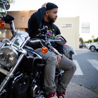 2500fredo's tweet photo. #NewProfilePic https://t.co/ARCrHJvRZD