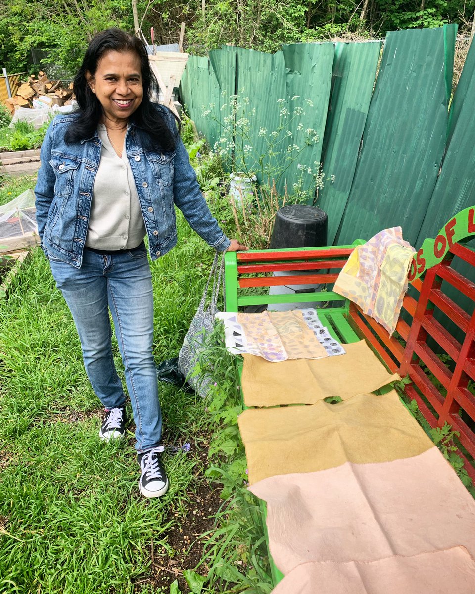 LoveLaneGreen's tweet photo. @ShiroRatne visited today with some of her wonderful,naturally dyed fabric. She’ll be joining our #BigLunch on Sunday 11th June 1-4pm to create a #LoveLane inspired #CommunityArtwork. A celebration of #Community and the efforts of our #Volunteers. #MetropolitanOpenLand  @RHSBloom https://t.co/W4PJrbapzM