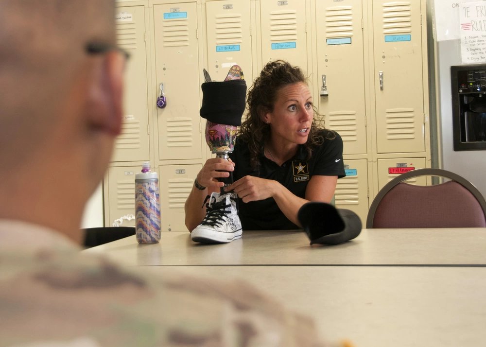 DoD_DHA's tweet photo. Learn about nursing career opportunities! 

Follow @CivilianCorps and find out more about how @DoD_DHA proudly employs nurses from all specialties whose skills and passion are vital to caring for our military community.

#NursesWeek 
#DHANurses https://t.co/tjoy4deDJz