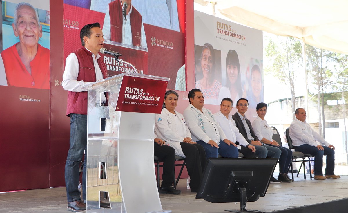 Sedeco_Hgo's tweet photo. ¡Hoy Hidalgo sí anuncia inversiones reales!✅
En el marco de las #RutasDeLaTransformación nuestro titular @carekad acompañó al gobernador @juliomenchaca_ para ser testigos del inicio de obra de construcción de la empresa #TimeCeramics en el mpio. de Emiliano Zapata. 🏢 https://t.co/AcFEJzCPMK