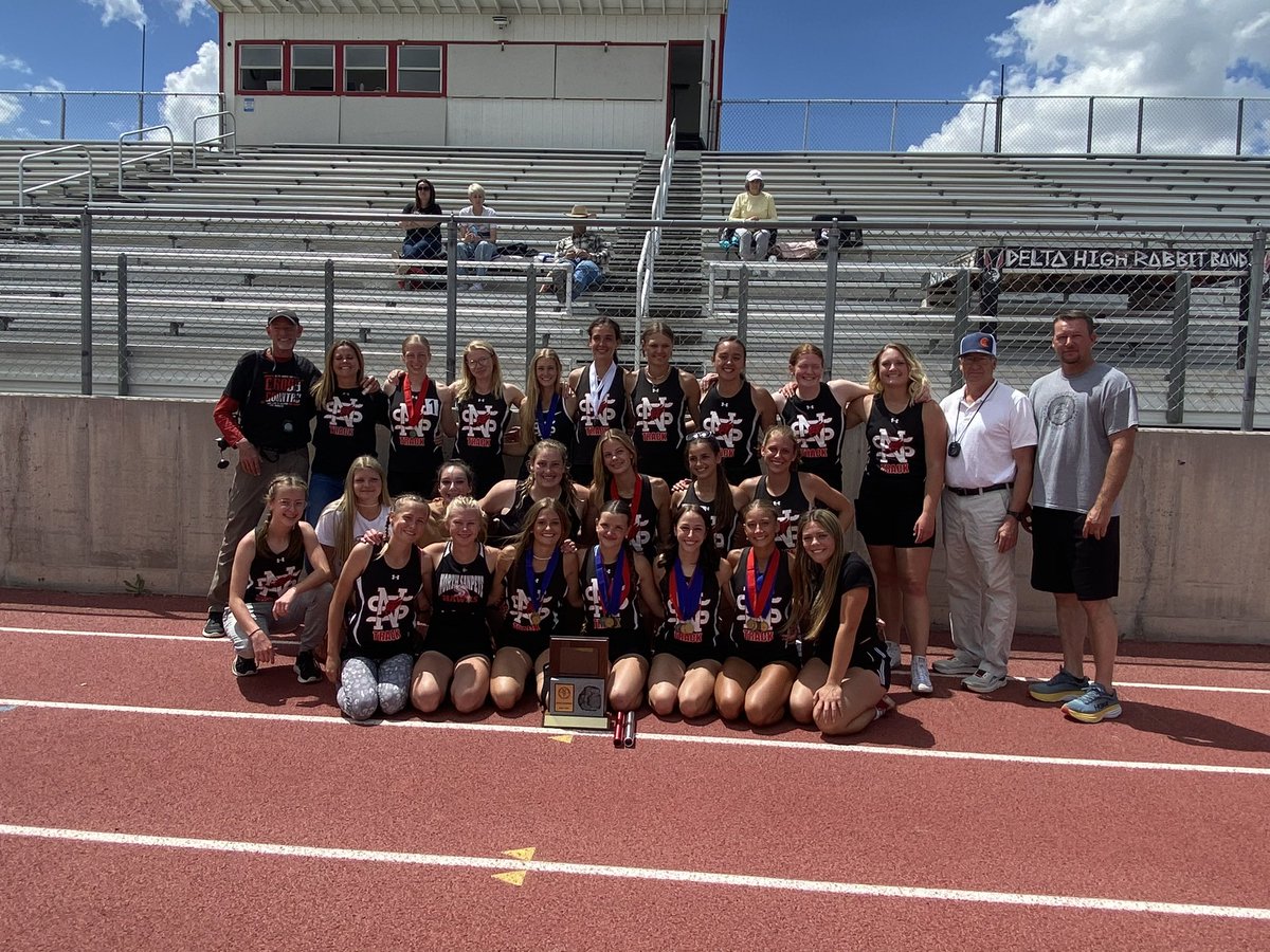 ault_nan's tweet photo. Girls Track Region Champs! Congrats to our Lady Hawks! https://t.co/Xf2Ysq7zhX