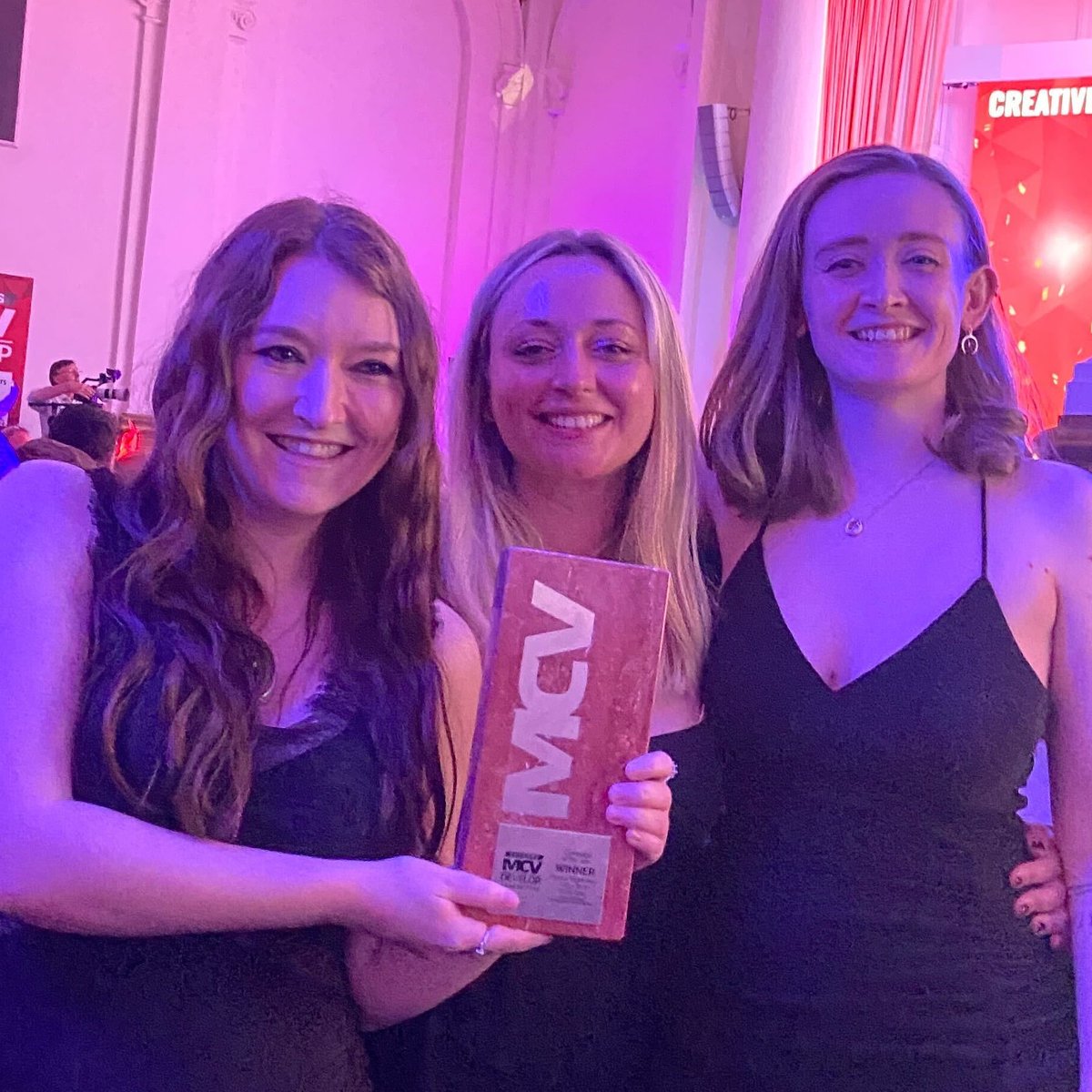 SwipeRightGG's tweet photo. We just won campaign of the year! #MCVAWARDS 

Congrats to our Goat Simulator team you are GOATED 

@CoffeeStainNrth https://t.co/n9MD5ctfrK